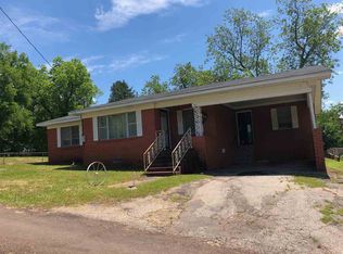 203 Alabama St, Daingerfield, TX 75638