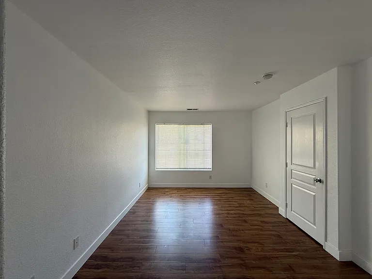 767 Hatfield Dr — Photo 11