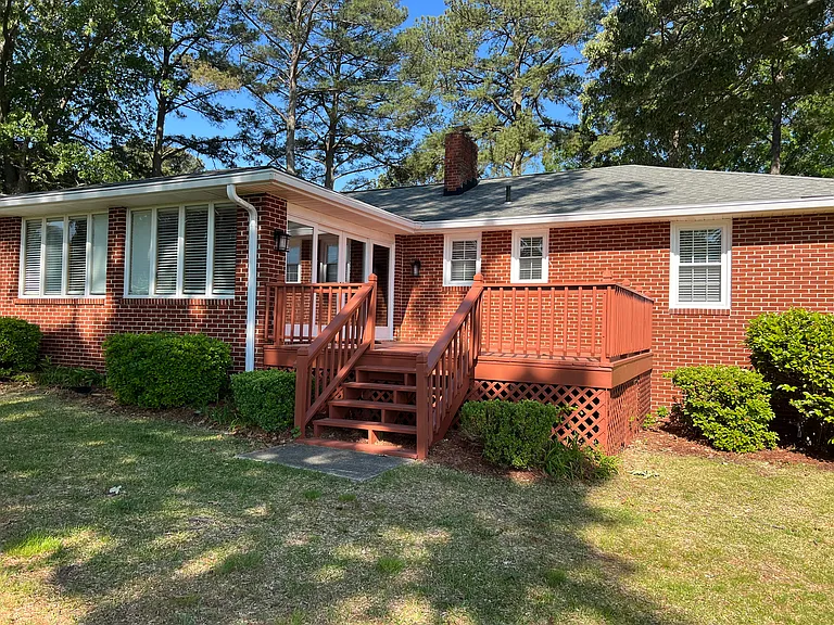 5028 Bay Cir — Photo 3