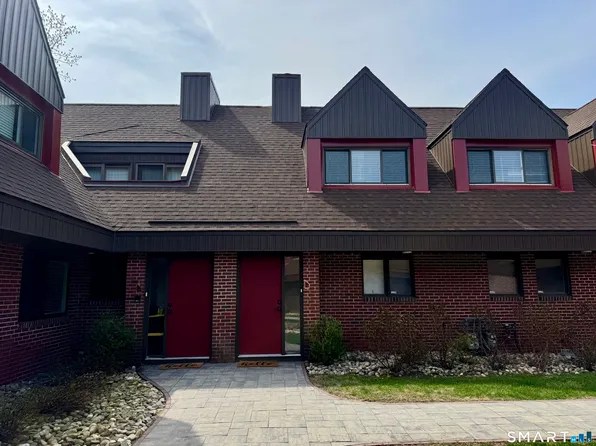 112 Montoya Dr #112, Branford, CT 06405