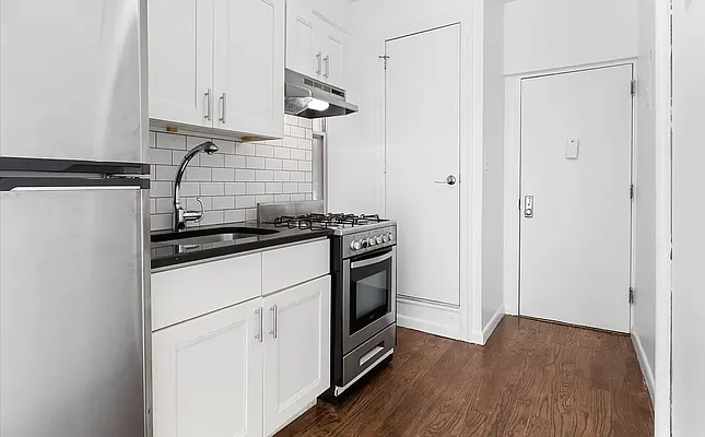 Rented by REAL New York | media 6