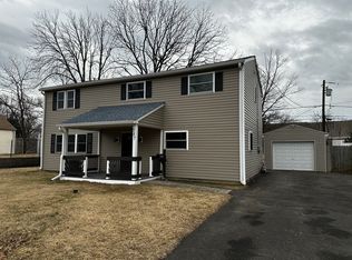 547 S Warminster Rd, Hatboro, PA 19040