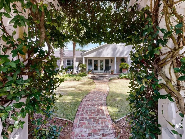 231 Magnolia Ave, Saint Simons Island, GA 31522