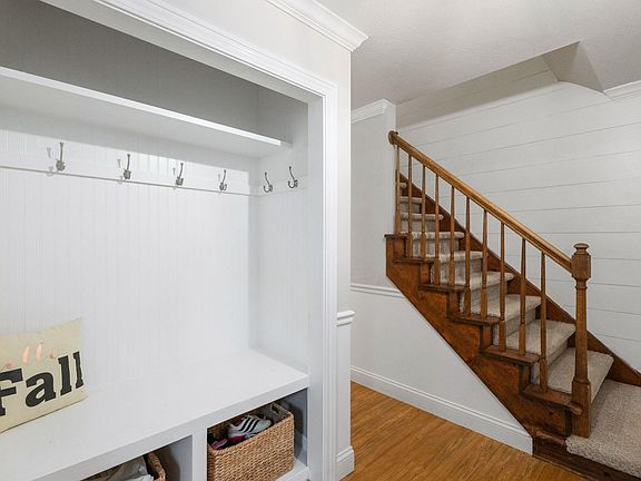 3rd image of 1849 Blair Hills Ct