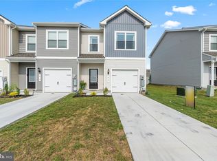 89 Cramsford St, Falling Waters, WV 25419