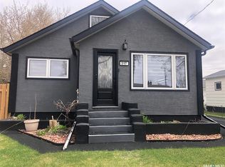 317 Maple Ave, Yorkton, SK S3N1W9