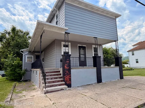 216 Vine St, Old Forge, PA 18518
