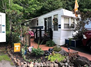 4229 E Pkwy, Gatlinburg, TN 37738