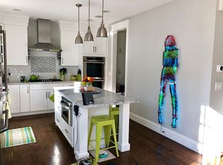29 Troy Ln #A, Newton, MA 02468