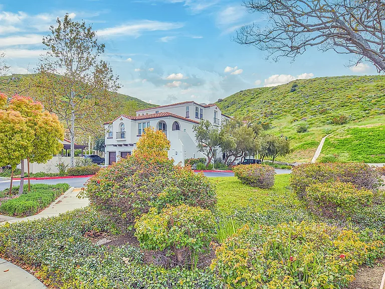 Mission Hills — Photo 13