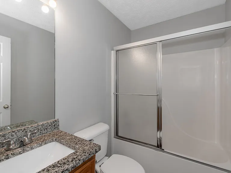401 Edgewood Dr — Photo 26