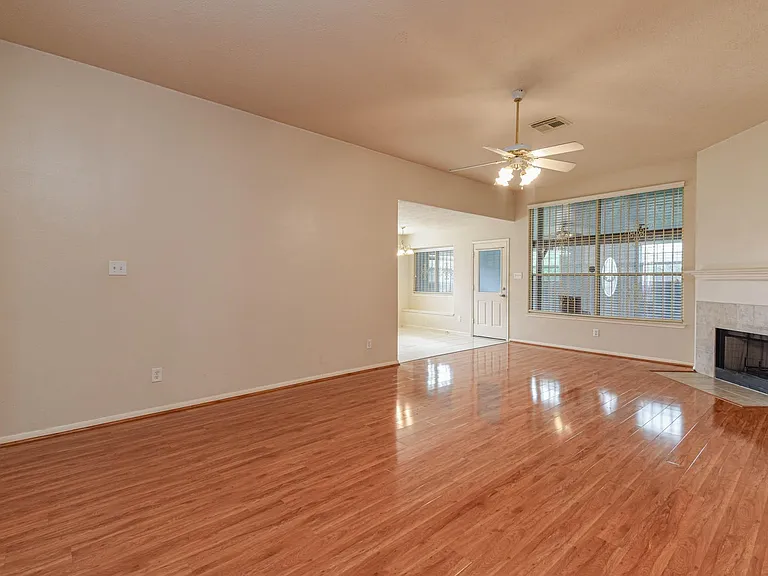 13735 Branford Greens Dr — Photo 8