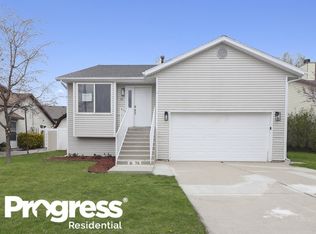 76 W Stauffer Ln, Salt Lake City, UT 84107