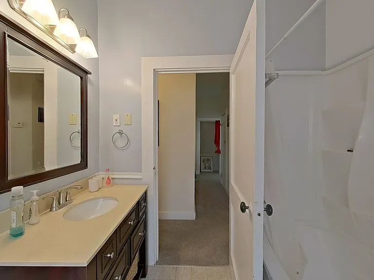 36 Dixon St — Photo 23
