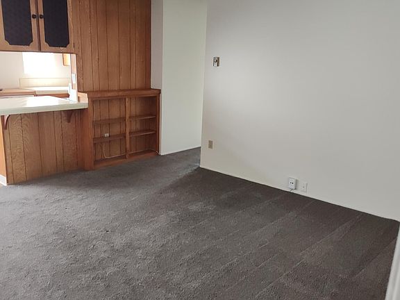 4th image of 4055 Louisiana St