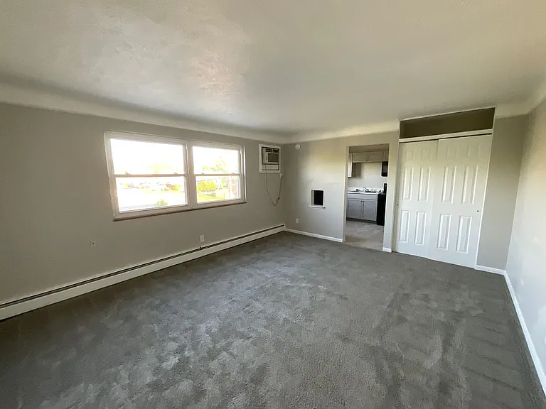 4339 Ridge Rd — Photo 4