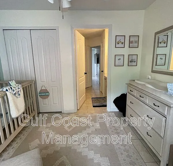 417 Broadmoor St — Photo 27