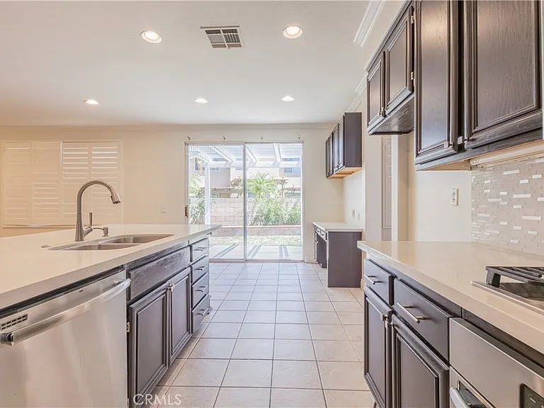 5036 Heritage Dr — Photo 5