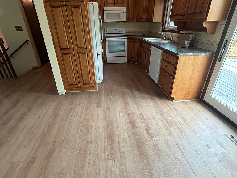 708 Rocky Rd — Photo 4
