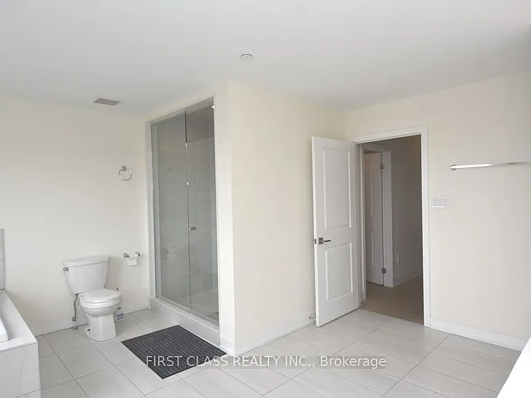 88 William Duncan Rd — Photo 22