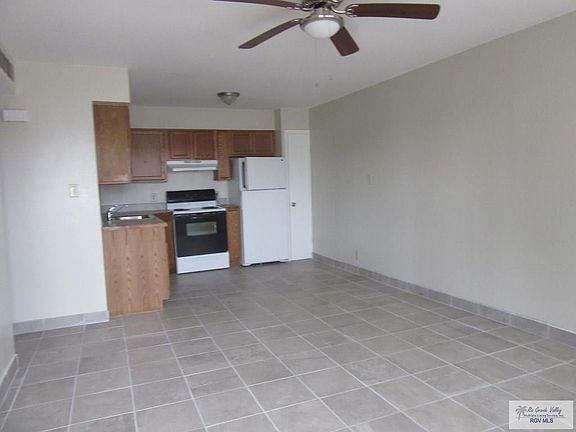 2nd image of 630 W Taft Ave APT 16