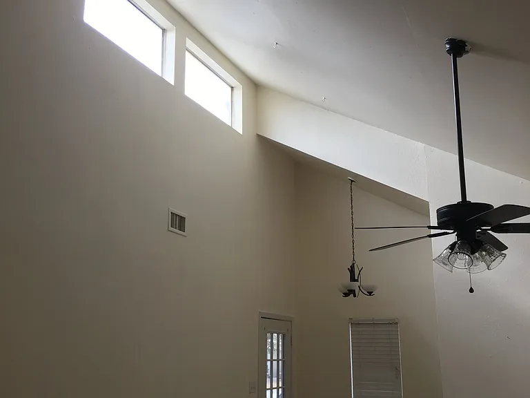 1213 Elm Ct — Photo 11