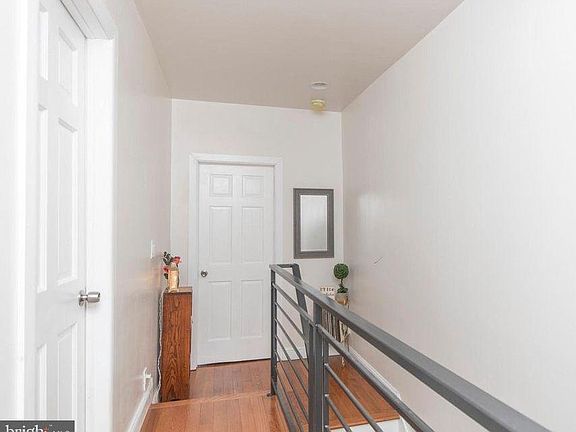 5th image of 2523 Ingersoll St #1