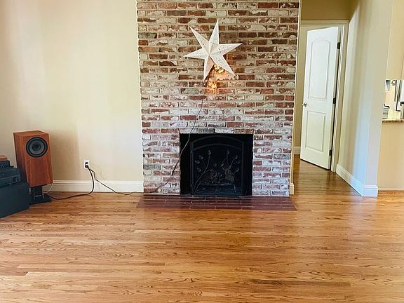 5th image of 1514 Sherwood Ave