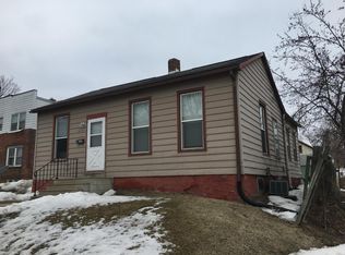 620 S Gilbert St, Iowa City, IA 52240