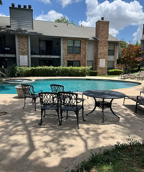 Pool 1