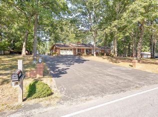 1933 W Ruritan Rd, Roanoke, VA 24012