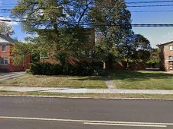 2720 Wooster Rd #2, Rocky River, OH 44116