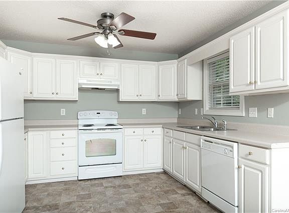 5th image of 914 Ragin Ln