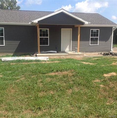2nd image of 202 Cypress Dr