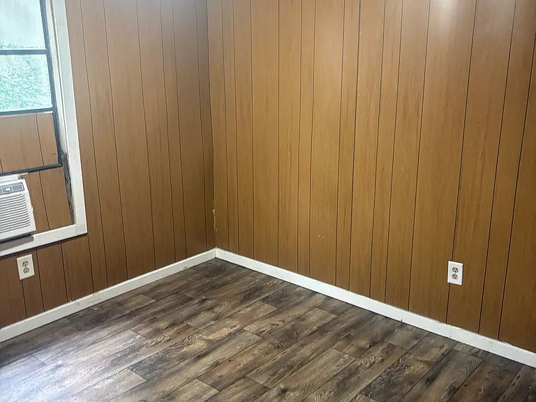 2221 Sailors Ave #25 — Photo 6