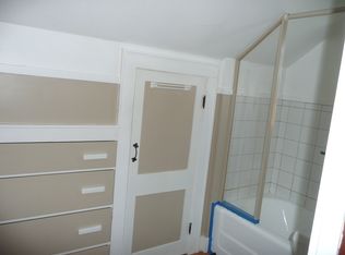 608A W 8th Ave, Oshkosh, WI 54902