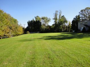 10430 Oaklyn Dr, Potomac, MD 20854