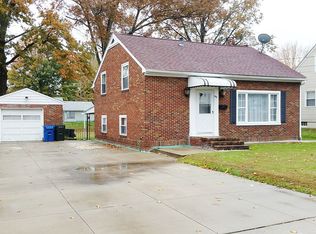 680 E Cassell Ave, Barberton, OH
