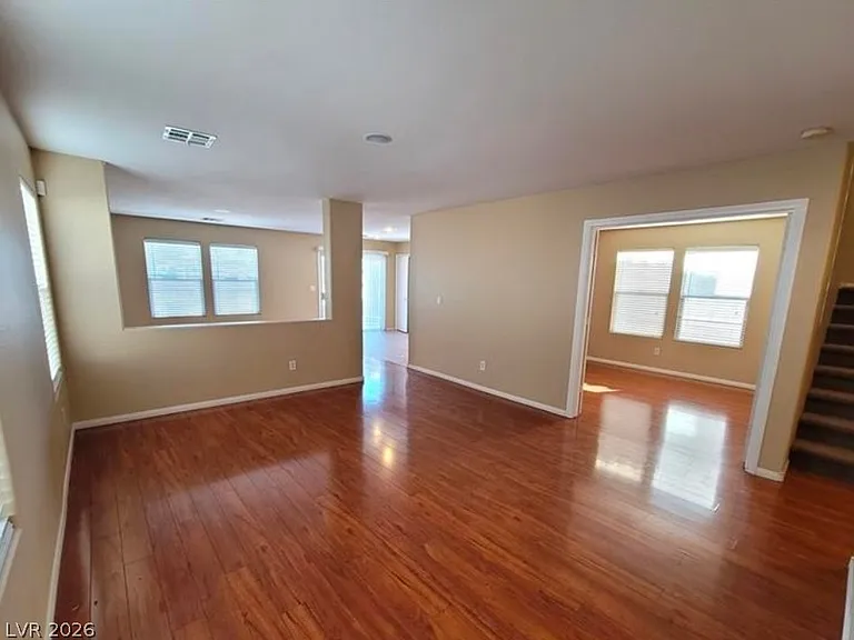 1132 Majestic Canyon St — Photo 2