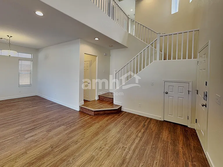 7632 Butler Mesa St — Photo 7
