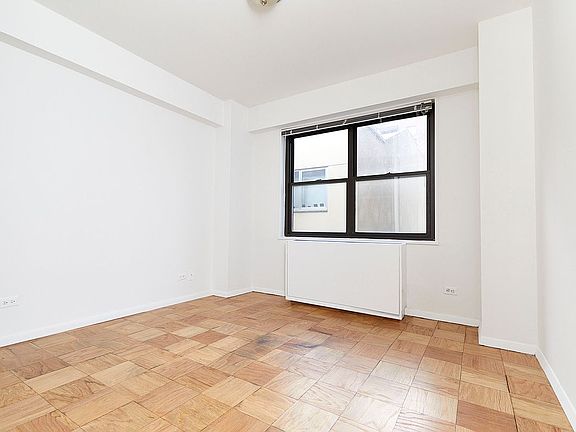 3rd image of 345 E 80th St APT 5K
