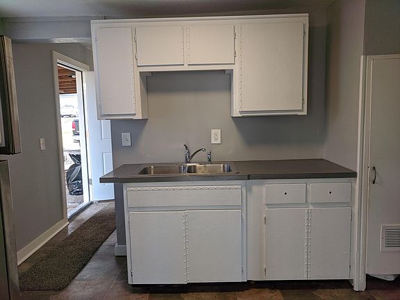 2nd image of 2900 W 45th Ave
