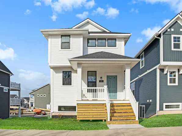 818 S Lake St, Whitehall, MI 49461