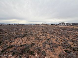 25867 N Robin Dr, Paulden, AZ 86334