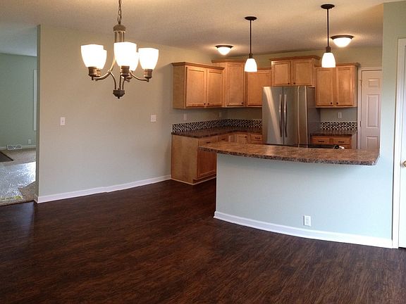 2nd image of 10475 Ferris Dr
