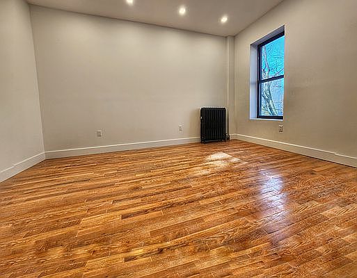 3rd image of 763 Park Pl #2F