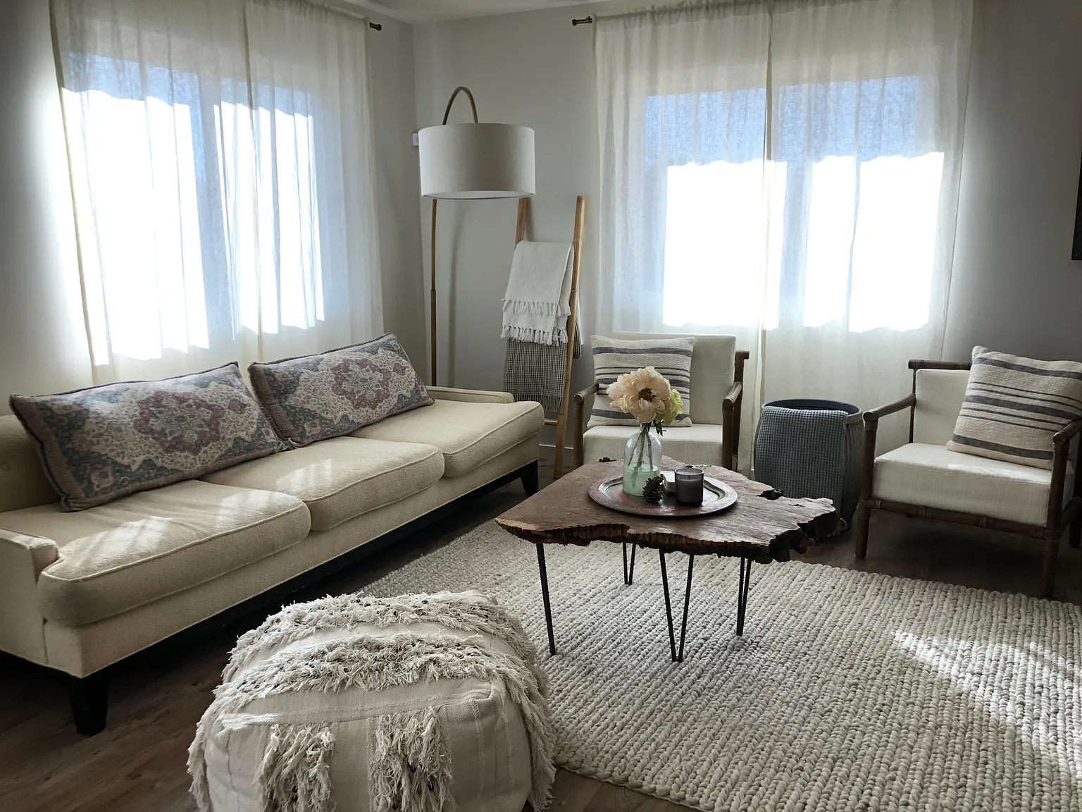 2 bed, 938 sqft, $2,800 — Photo 2