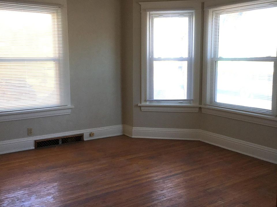 1st image of 3302 Lincoln Blvd APT 2