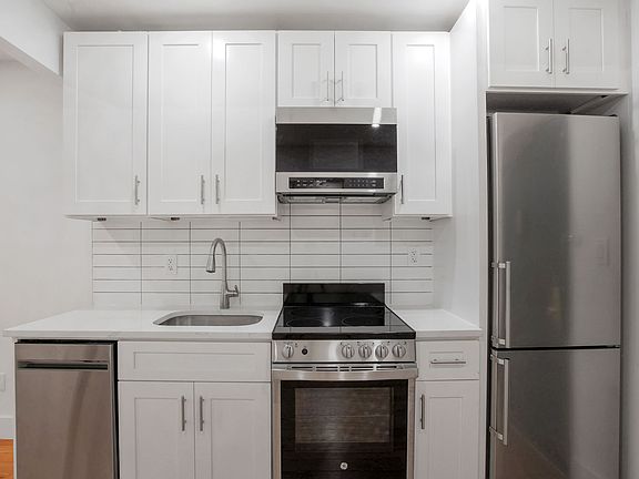 2nd image of 337 E 54th St #2B