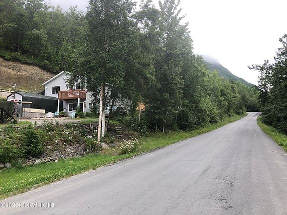 2nd image of 22051 Upper Canyon Dr